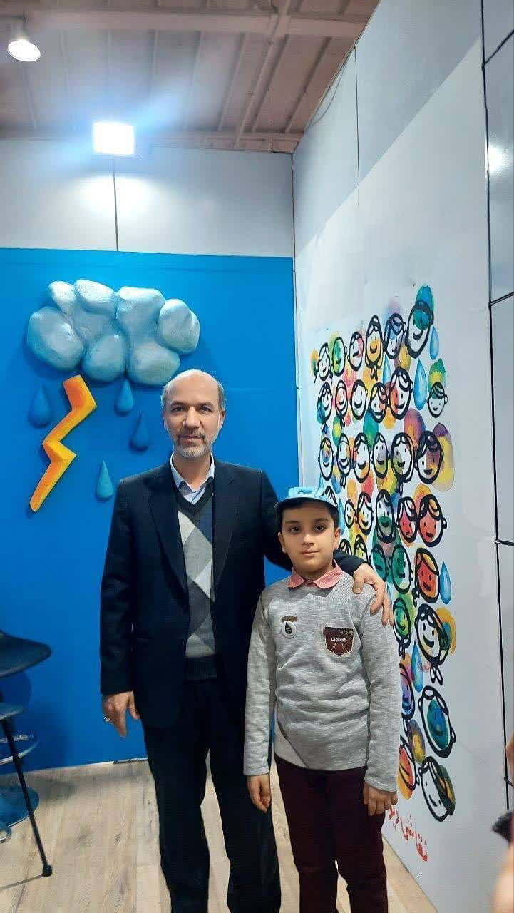 تقدیر از برگزیدگان مسابقات جشنواره دانش آموزی (داناب )
