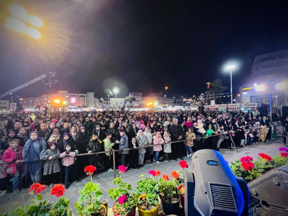 ویژه‌برنامه ماه خوبان و جشن بزرگ نیمه شعبان در میدان حضرت عبدالعظیم حسنی (ع) برگزار شد