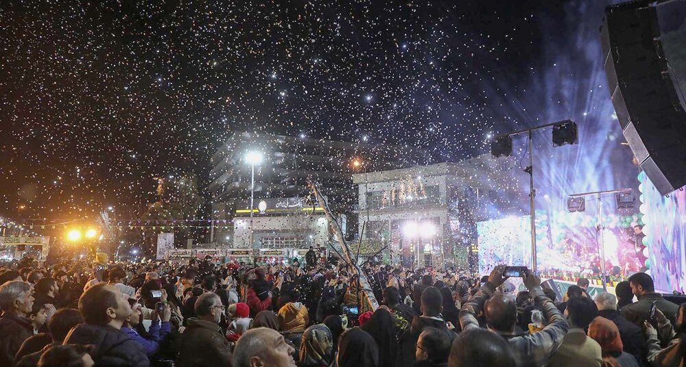 ویژه‌برنامه ماه خوبان و جشن بزرگ نیمه شعبان در میدان حضرت عبدالعظیم حسنی (ع) برگزار شد