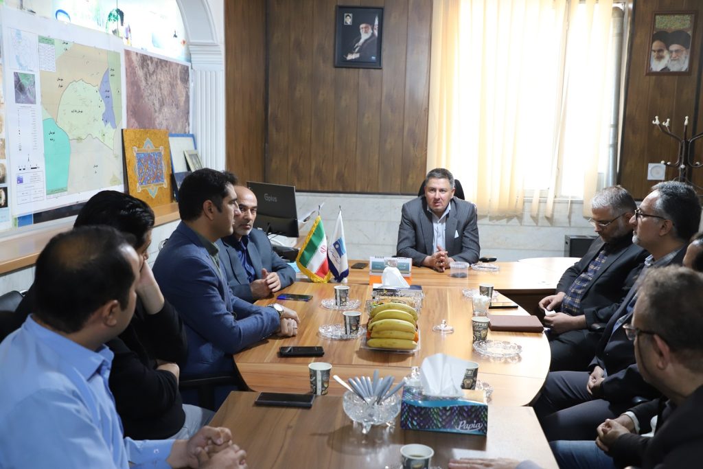 آیین تکریم و معارفه سرپرست جدید امور منابع آب رباط کریم و بهارستان برگزار شد