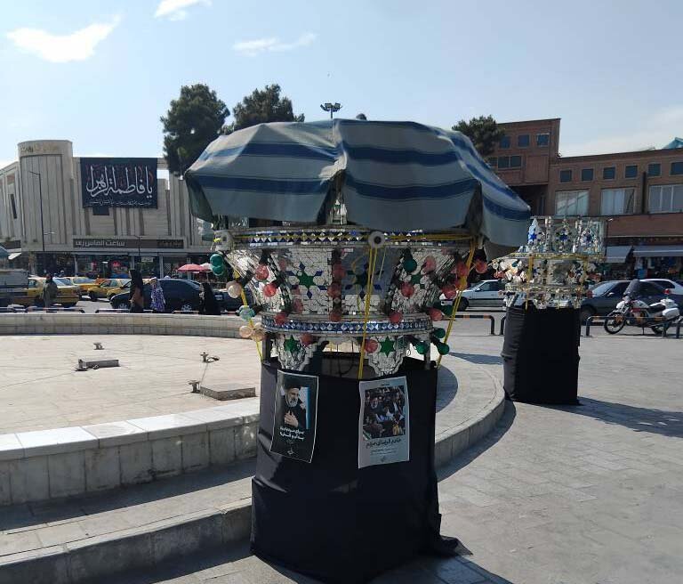 سیاه‌پوش شدن قبله تهران در پی شهادت رئیس‌جمهور و همراهانش