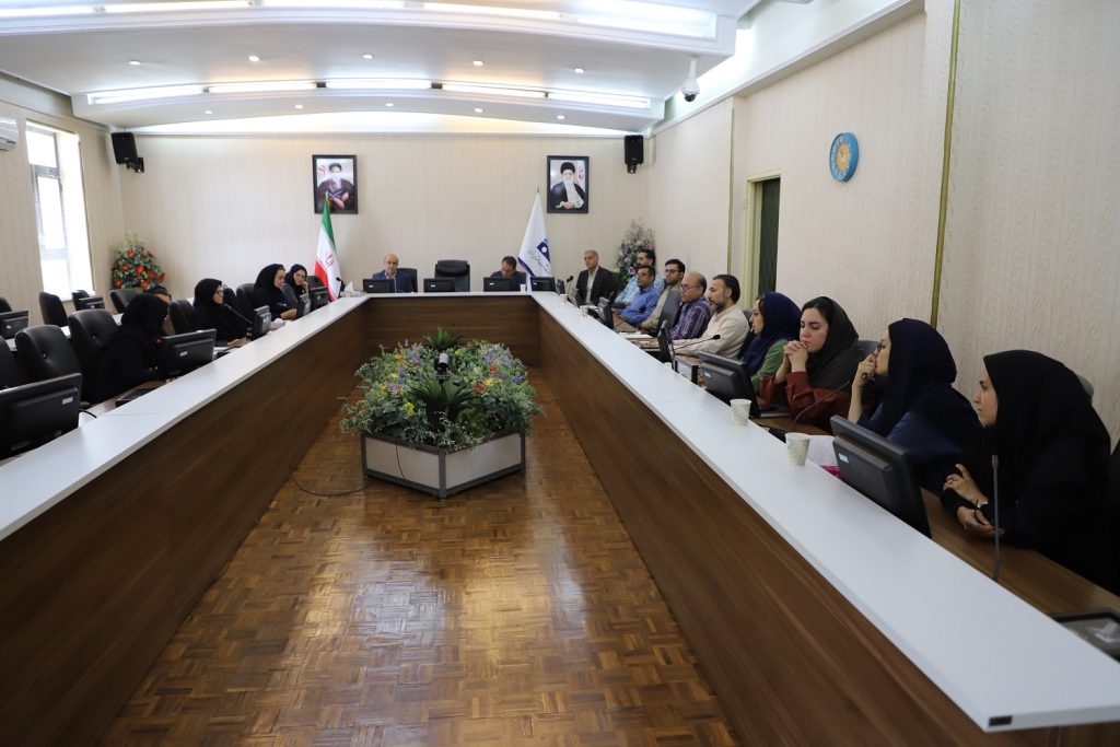 جلسه کمیته ساختار و فناوری های مدیریتی شرکت با موضوع" بررسی نتایج کارنامه بهره وری" برگزار شد