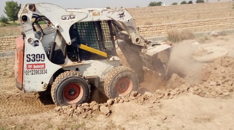 انسداد 6 حلقه چاه غیر مجاز توسط امور منابع آب شهرری