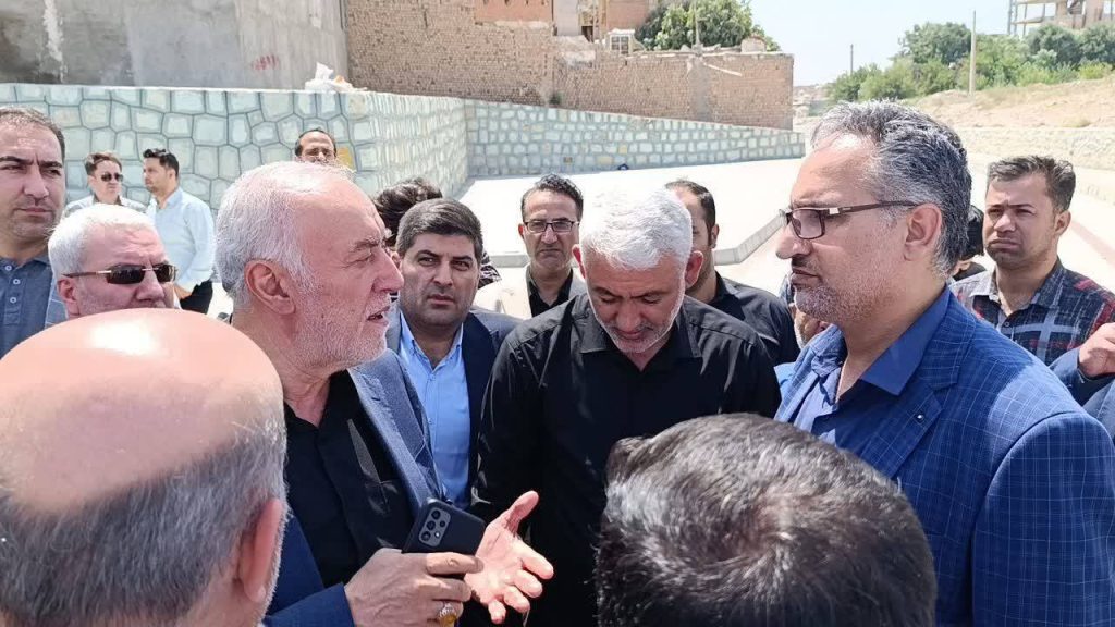 بازدید استاندار تهران از پروژه زیرگذر "شادچای"