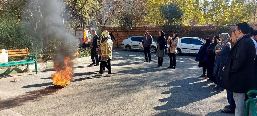 شهرری | برگزاری دوره آموزشی ایمنی و اطفاء حریق ویژه مراکز شبه خانواده شهرری | برگزاری دوره آموزشی ایمنی و اطفاء حریق ویژه مراکز شبه خانواده