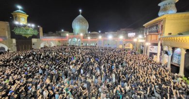 بارگاه ملکوتی حضرت سیدالکریم(ع)، مملو از دل سوختگان حسینی شد