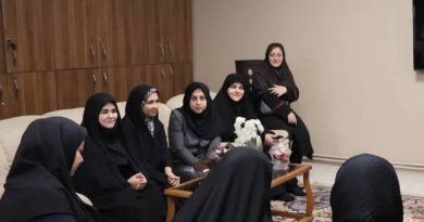 شهرری | بازدید سرپرست دفتر امور زنان و خانواده استانداری تهران و مشاور امور بانوان بهزیستی کشور از مرکز شهدای دولت‌آباد شهرستان ری