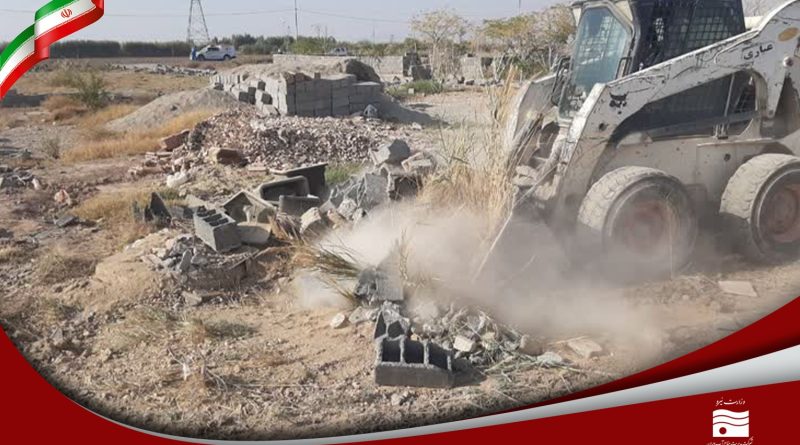 انسداد 15 حلقه چاه غیر مجاز توسط امور منابع آب شهرری